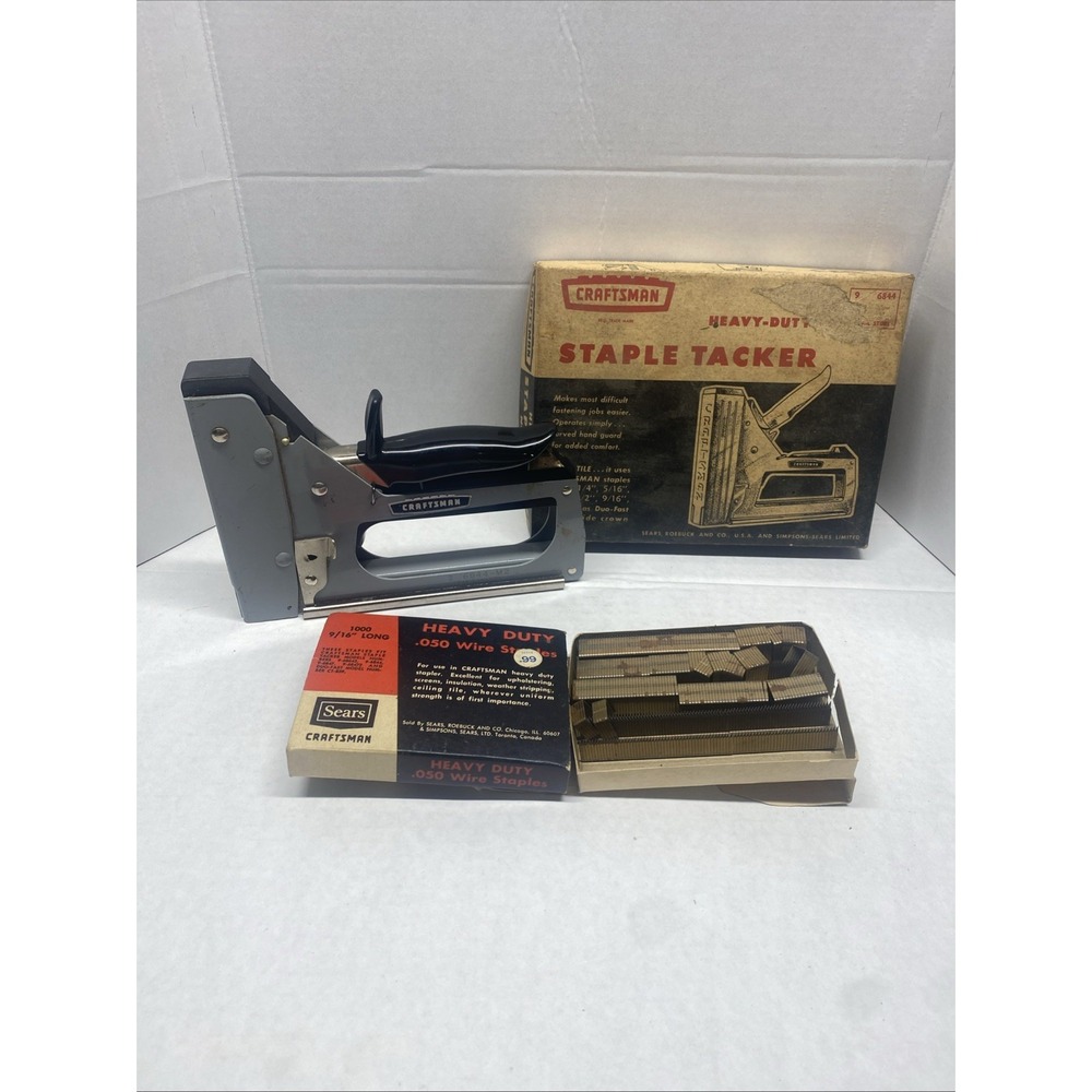 VTG Sears Craftsman Heavy Duty Staple Tacker W/ Staples Model Number 9-6844